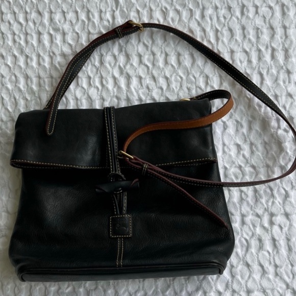 Dooney & Bourke Leather Medium Toggle Crossbody Bag Purse Marine - Picture 2 of 11